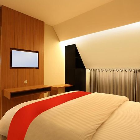 Adotel Yakarta Exterior foto