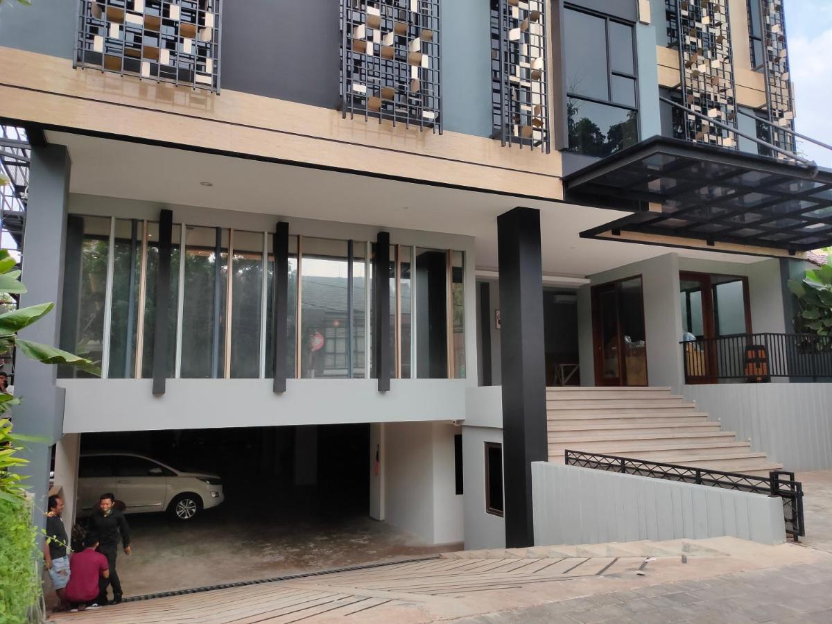 Adotel Yakarta Exterior foto